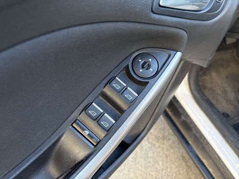 Used 2016 Ford Focus Titanium w/ Titanium Technology Package image 15