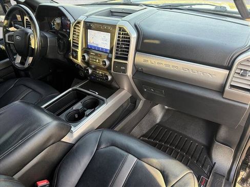 Used 2020 Ford F250 Platinum image 13