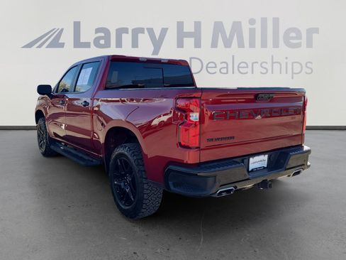 Used 2022 Chevrolet Silverado 1500 LT Trail Boss w/ Convenience Package II image 3