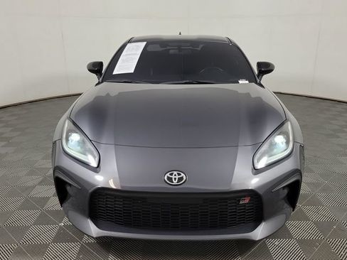 Used 2024 Toyota GR86 Premium RWD image 2