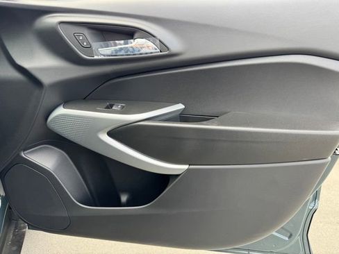New 2026 Chevrolet Trax LS w/ LS Convenience Package FWD image 8