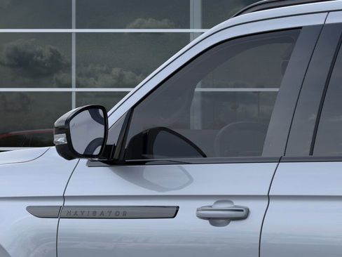 New 2025 Lincoln Navigator L Reserve image 20