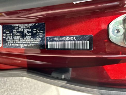 Used 2024 Kia Carnival SX Prestige FWD image 16