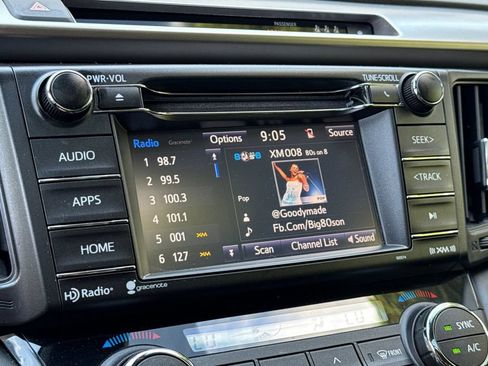 Certified 2018 Toyota RAV4 XLE AWD/4WD image 17