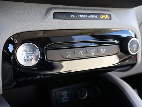 Certified 2023 Ford Escape Active w/ Tech Pack #1 image 37