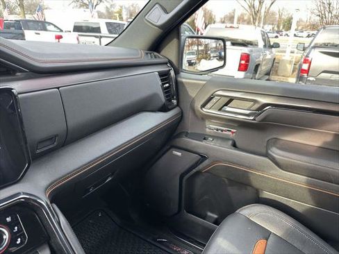 Used 2023 GMC Sierra 1500 AT4 w/ Technology Package image 30