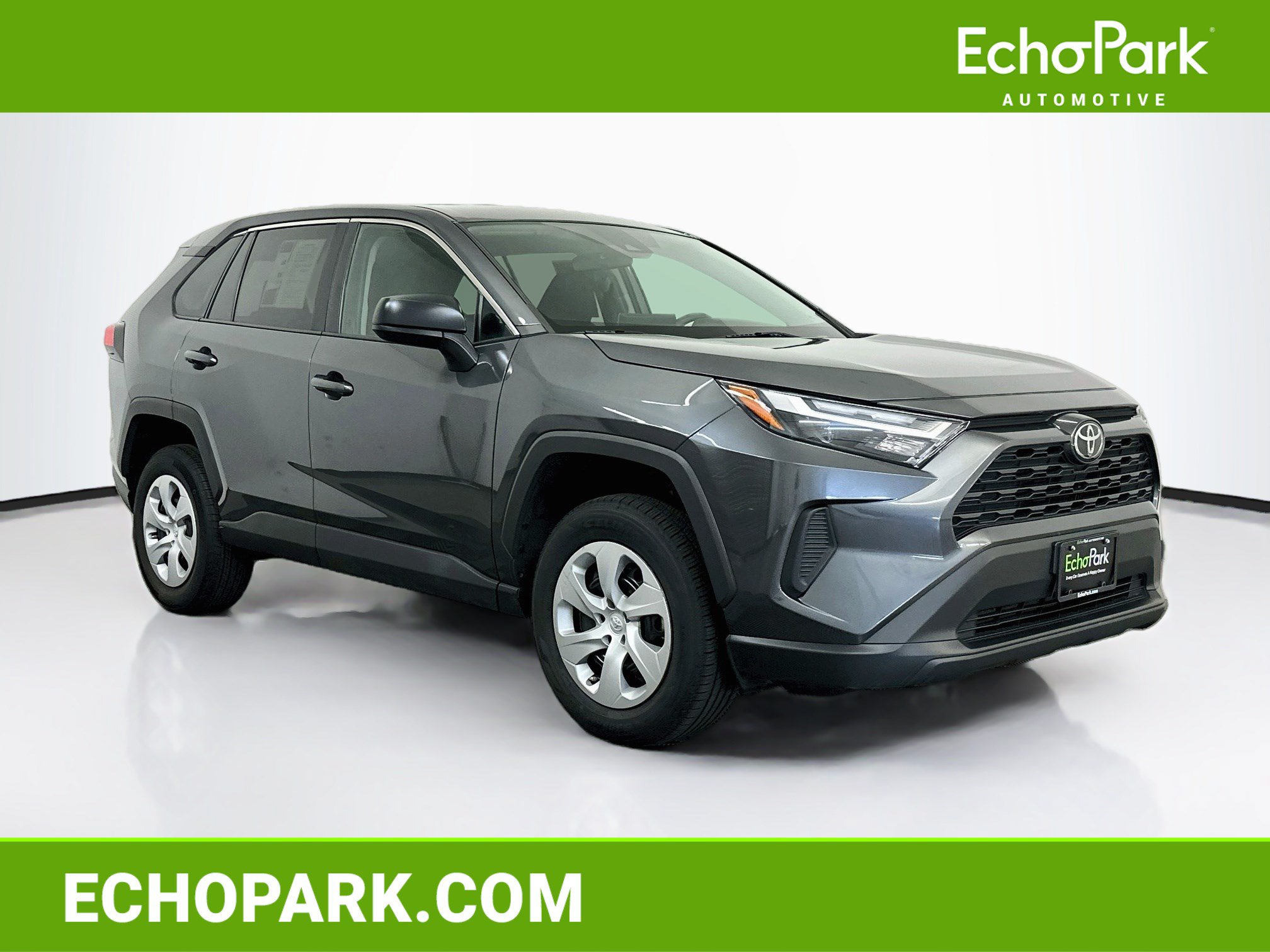 Used 2025 Toyota RAV4 LE AWD/4WD image 1