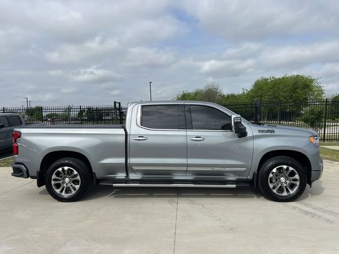 Used 2024 Chevrolet Silverado 1500 High Country w/ Max Trailering Package image 3