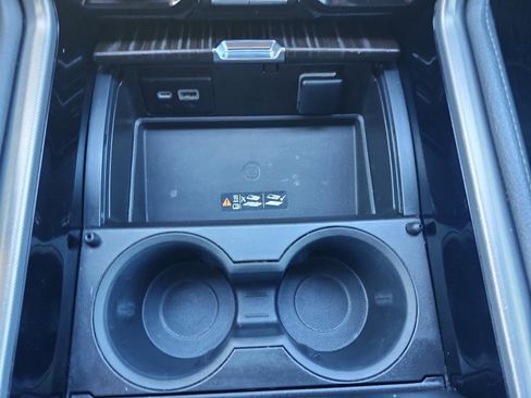 Certified 2022 GMC Yukon Denali image 21