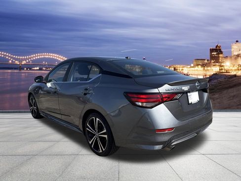 Used 2023 Nissan Sentra SR image 3