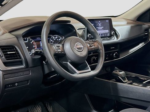 Used 2023 Nissan Rogue S FWD image 7