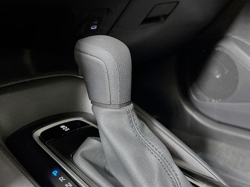 Used 2025 Toyota Corolla LE FWD image 24