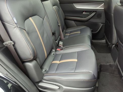 New 2025 MAZDA CX-70 3.3 Turbo w/ Premium Plus Pkg image 19