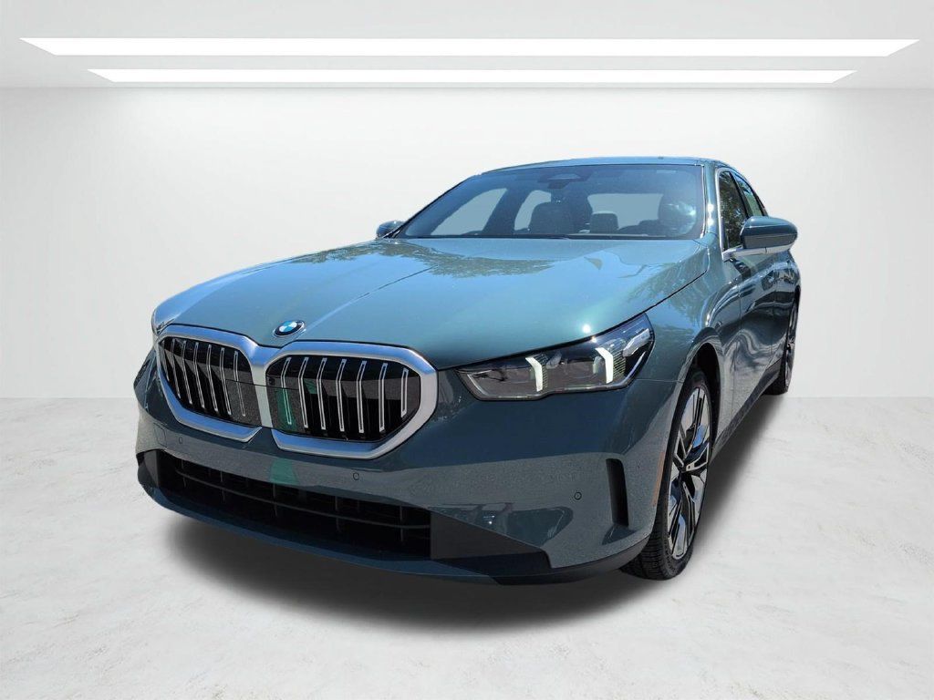New 2027 BMW 530i xDrive w/ Premium Package AWD/4WD image 8