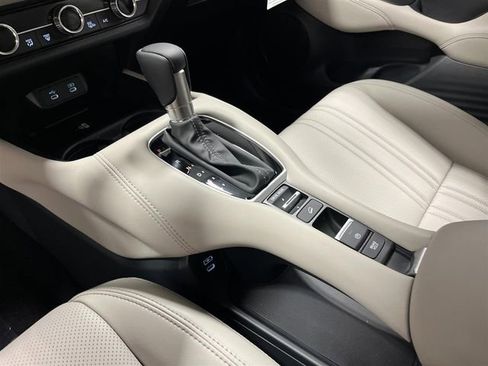 New 2027 Honda HR-V EX-L image 17