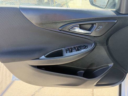 Used 2022 Chevrolet Malibu RS image 10