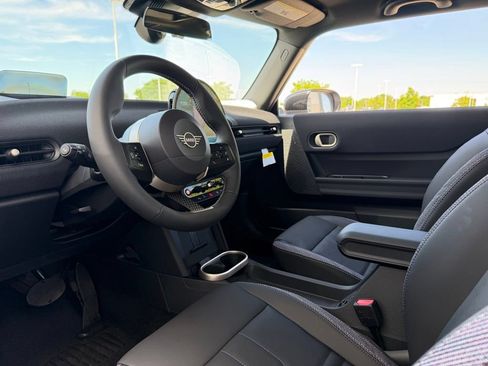 New 2026 MINI Cooper S FWD image 4