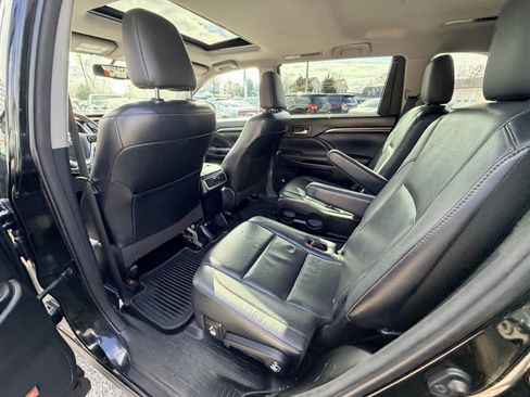 Used 2014 Toyota Highlander Limited image 51