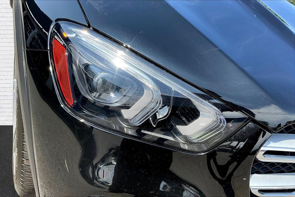 Used 2022 Mercedes-Benz GLE 450 4MATIC w/ Premium Package image 28