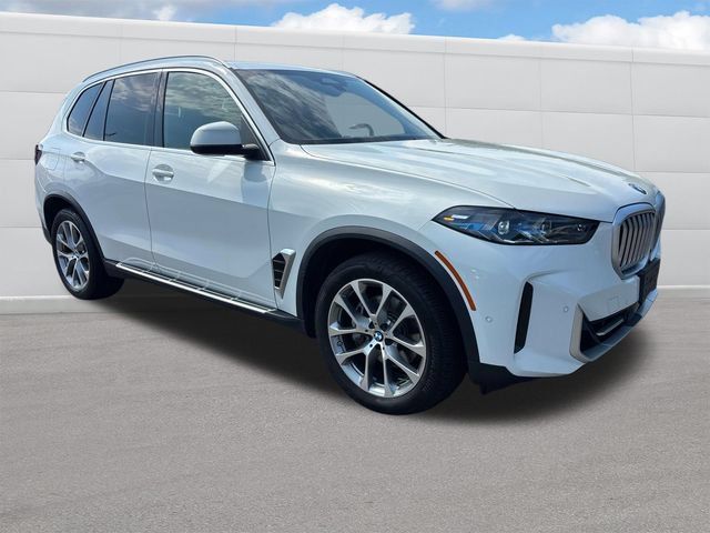 Used 2026 BMW X5 xDrive40i AWD/4WD image 8