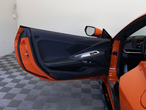 Used 2021 Chevrolet Corvette Stingray Coupe w/ Z51 Performance Package RWD image 14