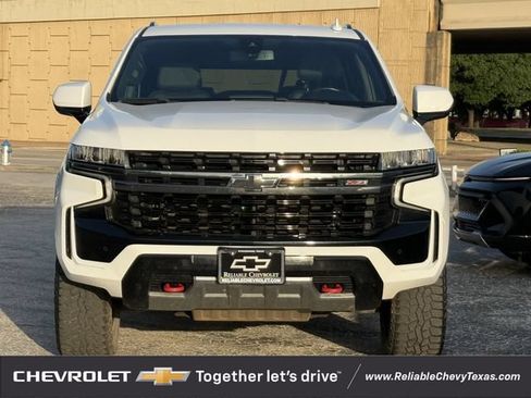 Used 2022 Chevrolet Suburban Z71 AWD/4WD image 3