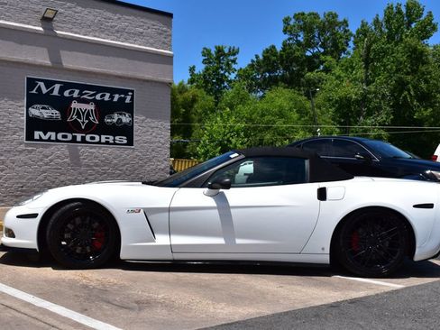 Used 2008 Chevrolet Corvette Convertible w/ Preferred Equipment Group RWD image 3