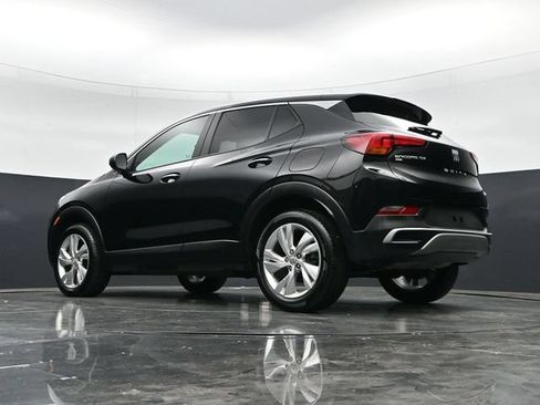 Used 2025 Buick Encore GX Preferred AWD/4WD image 44