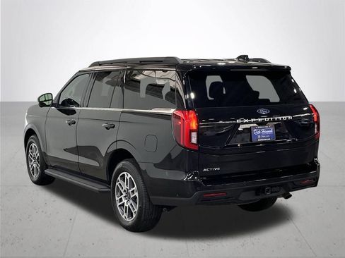Used 2025 Ford Expedition Active AWD/4WD image 15