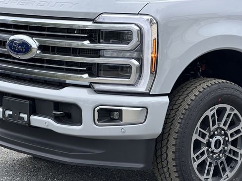New 2025 Ford F250 Platinum w/ Platinum Plus Package image 2
