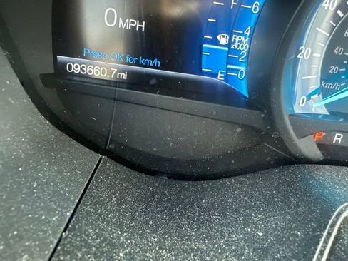 Used 2019 Ford Fusion SE AWD/4WD image 16