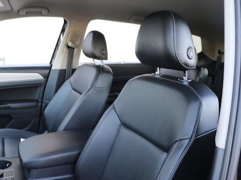 Used 2018 Volkswagen Atlas SE AWD/4WD image 21