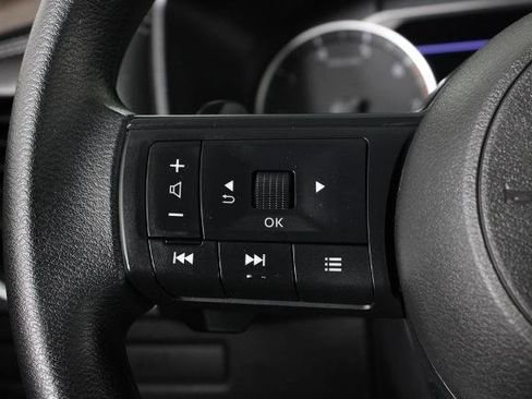 Certified 2023 Nissan Rogue S image 24