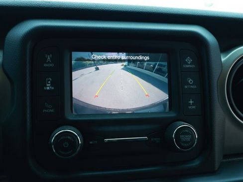 Used 2020 Jeep Wrangler Unlimited Sport S AWD/4WD image 17
