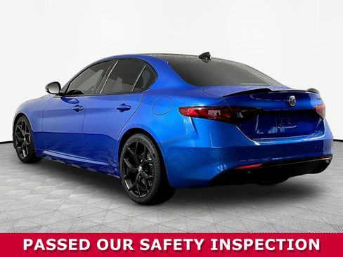 Used 2019 Alfa Romeo Giulia Ti w/ Nero Edizione RWD image 4