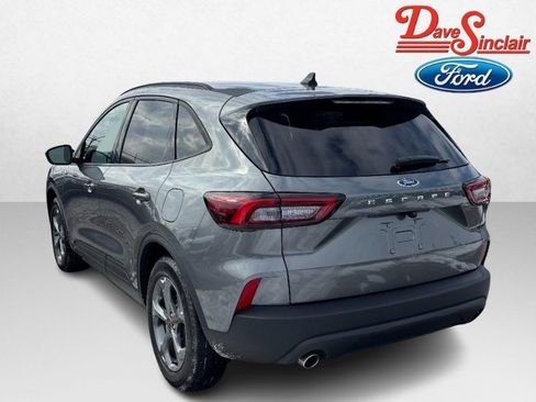 Used 2025 Ford Escape ST-Line FWD image 9