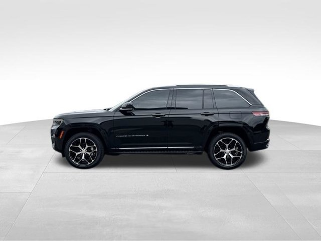 Used 2022 Jeep Grand Cherokee Summit AWD/4WD image 8