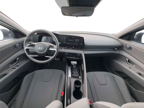 New 2026 Hyundai Elantra Sport FWD image 32