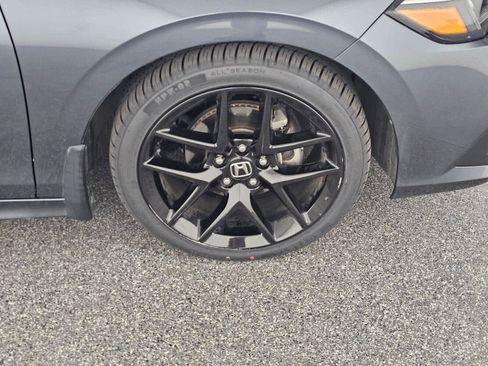 Used 2023 Honda Civic Sport image 9