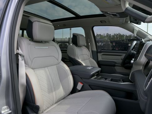 Used 2025 RAM 1500 Tungsten image 11