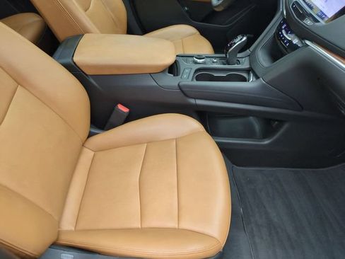 Certified 2024 Cadillac XT5 Premium Luxury w/ Technology Package AWD/4WD image 27