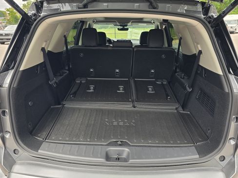 New 2026 Nissan Pathfinder Platinum w/ Cargo Package FWD image 26