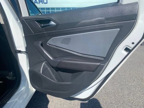 Used 2025 Volkswagen Jetta SE FWD image 23