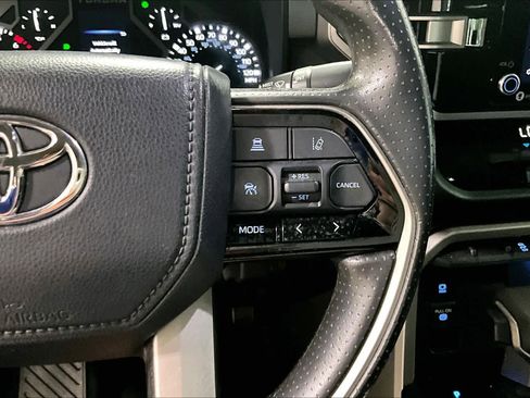 Used 2023 Toyota Tundra SR5 w/ SR5 Convenience Package AWD/4WD image 24