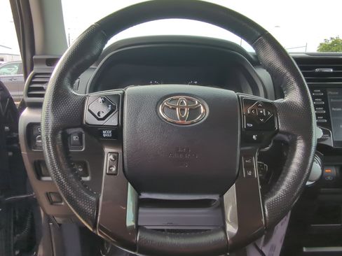 Used 2024 Toyota 4Runner TRD Off-Road Premium image 16