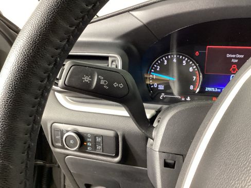 Used 2023 Ford Explorer XLT w/ Equipment Group 202A AWD/4WD image 23