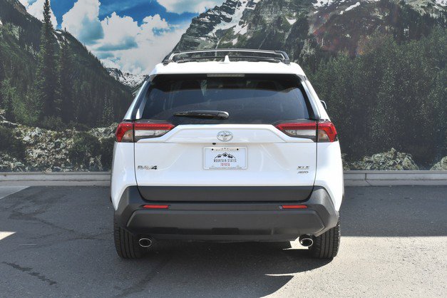 Certified 2025 Toyota RAV4 XLE w/ Convenience Package AWD/4WD image 10