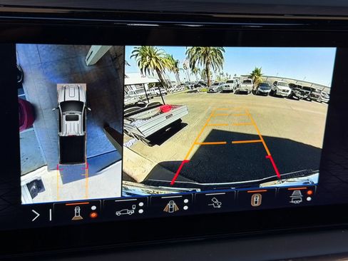New 2026 GMC Sierra 2500 Denali Ultimate AWD/4WD image 19