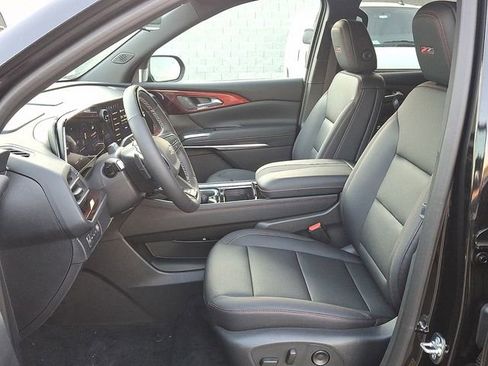 Used 2026 Chevrolet Traverse Z71 w/ Enhanced Driving Package AWD/4WD image 6