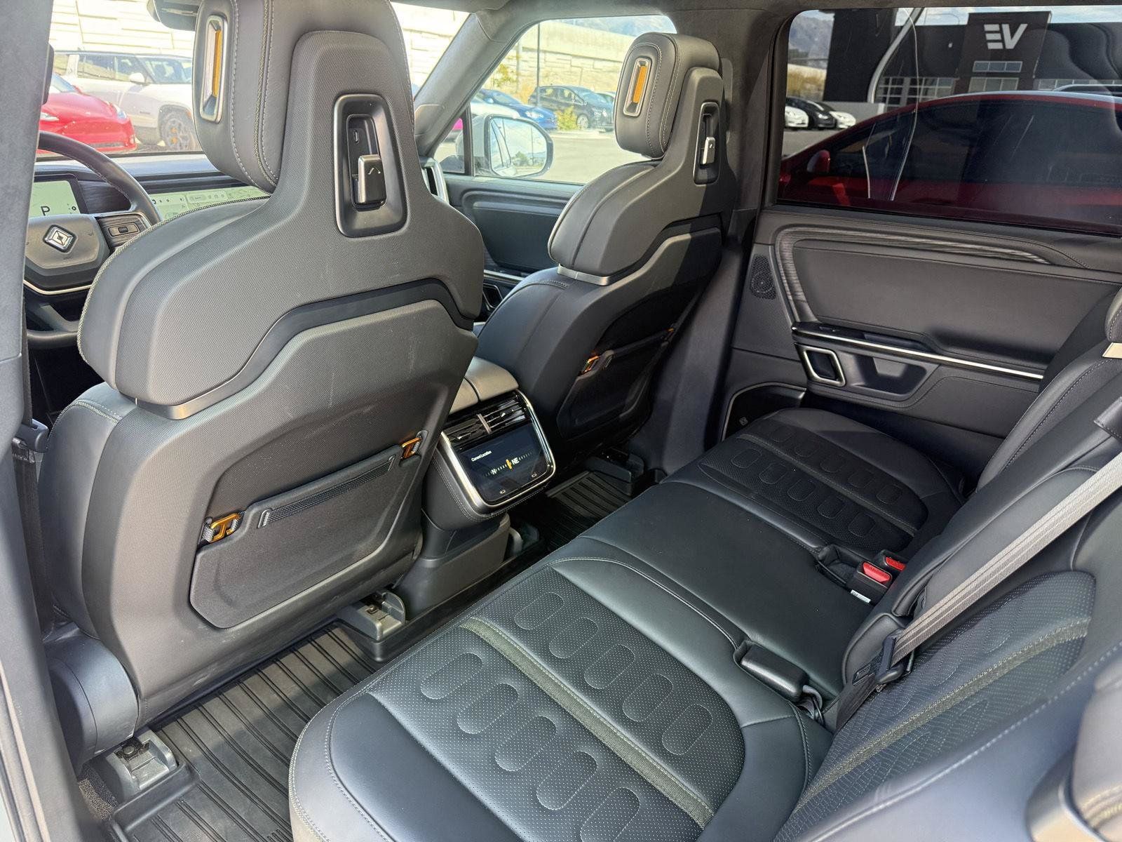 Used 2023 Rivian R1S Launch Edition Quad AWD/4WD image 16